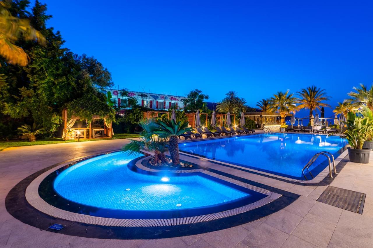 Moyo Luxury Hotel & Beach Bodrum Exterior foto
